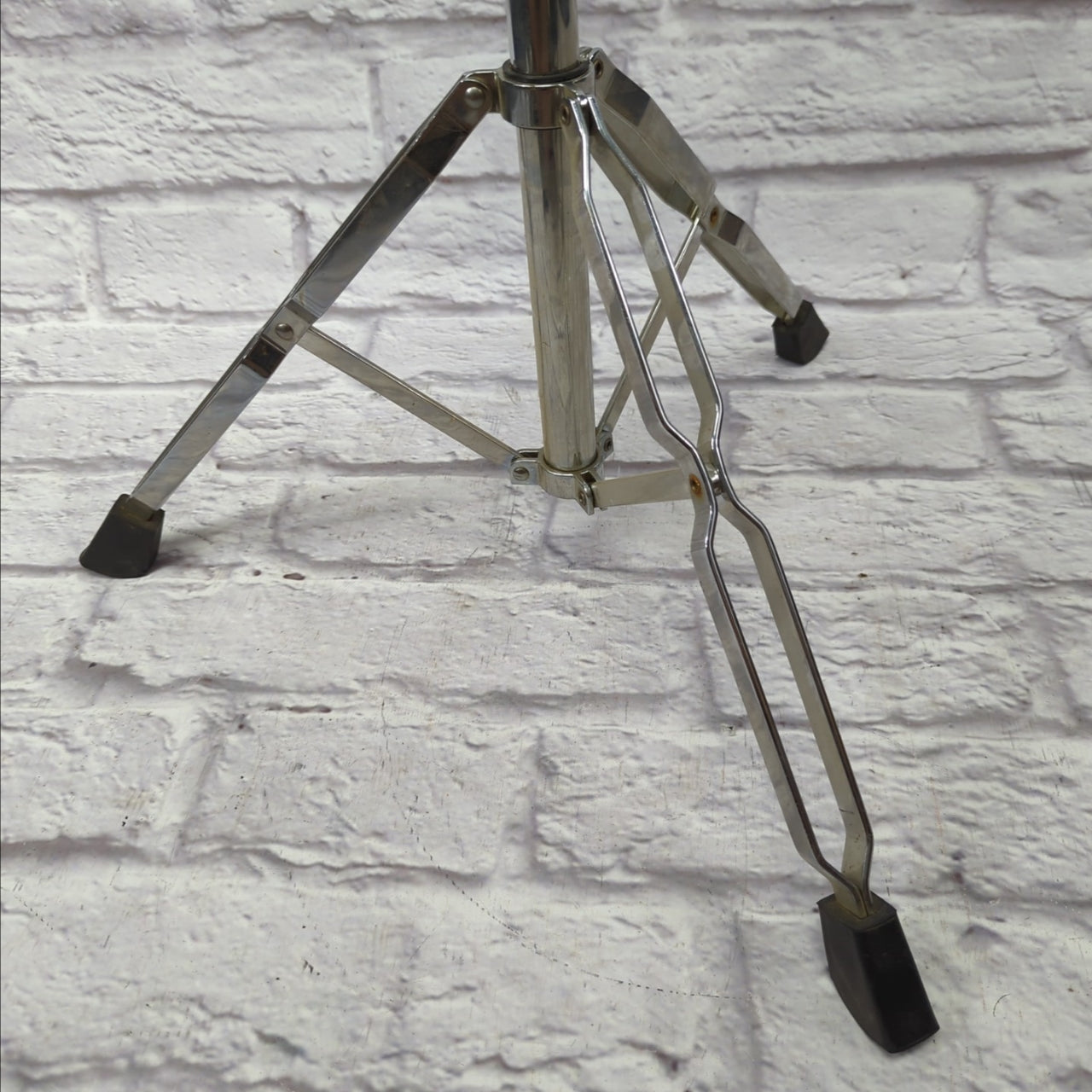 Ludwig Heavy Duty Double Braced Black and White Straight Cymbal Stand