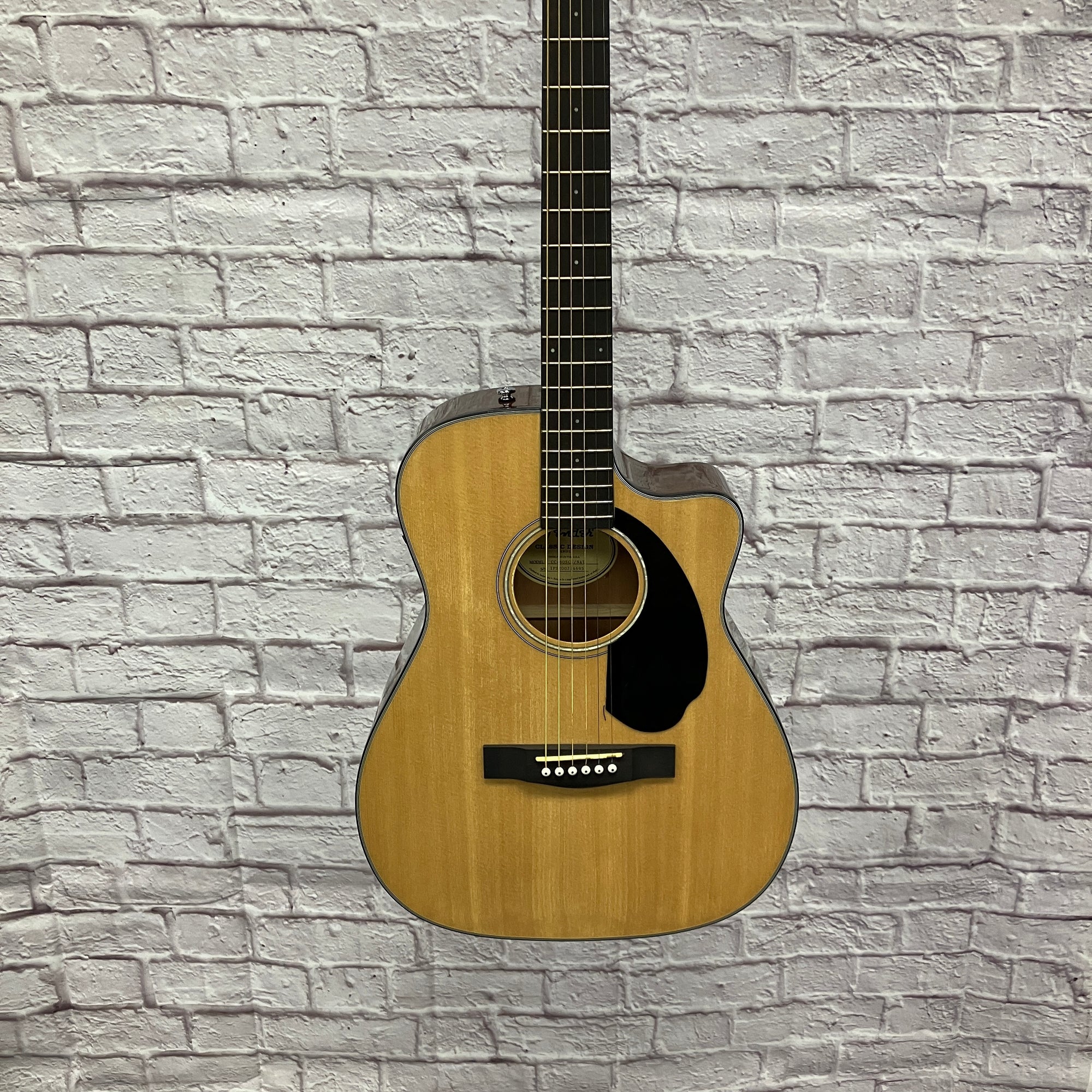 Fender CC 60SCE Natural Acoustic Guitar