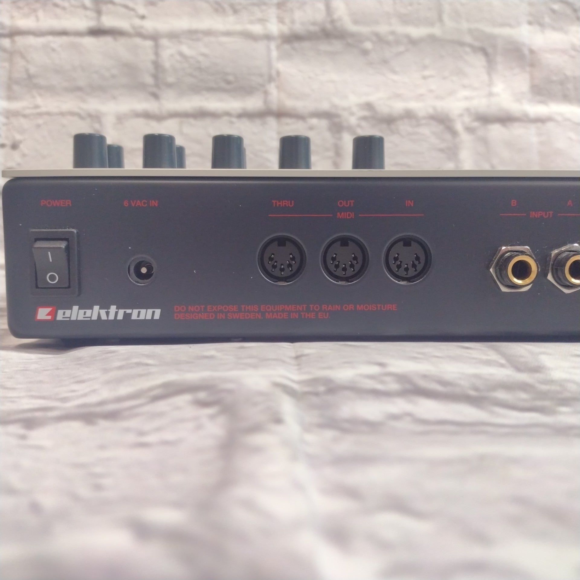 Elektron Machinedrum SPS-1UW mkI Analog Drum Machine