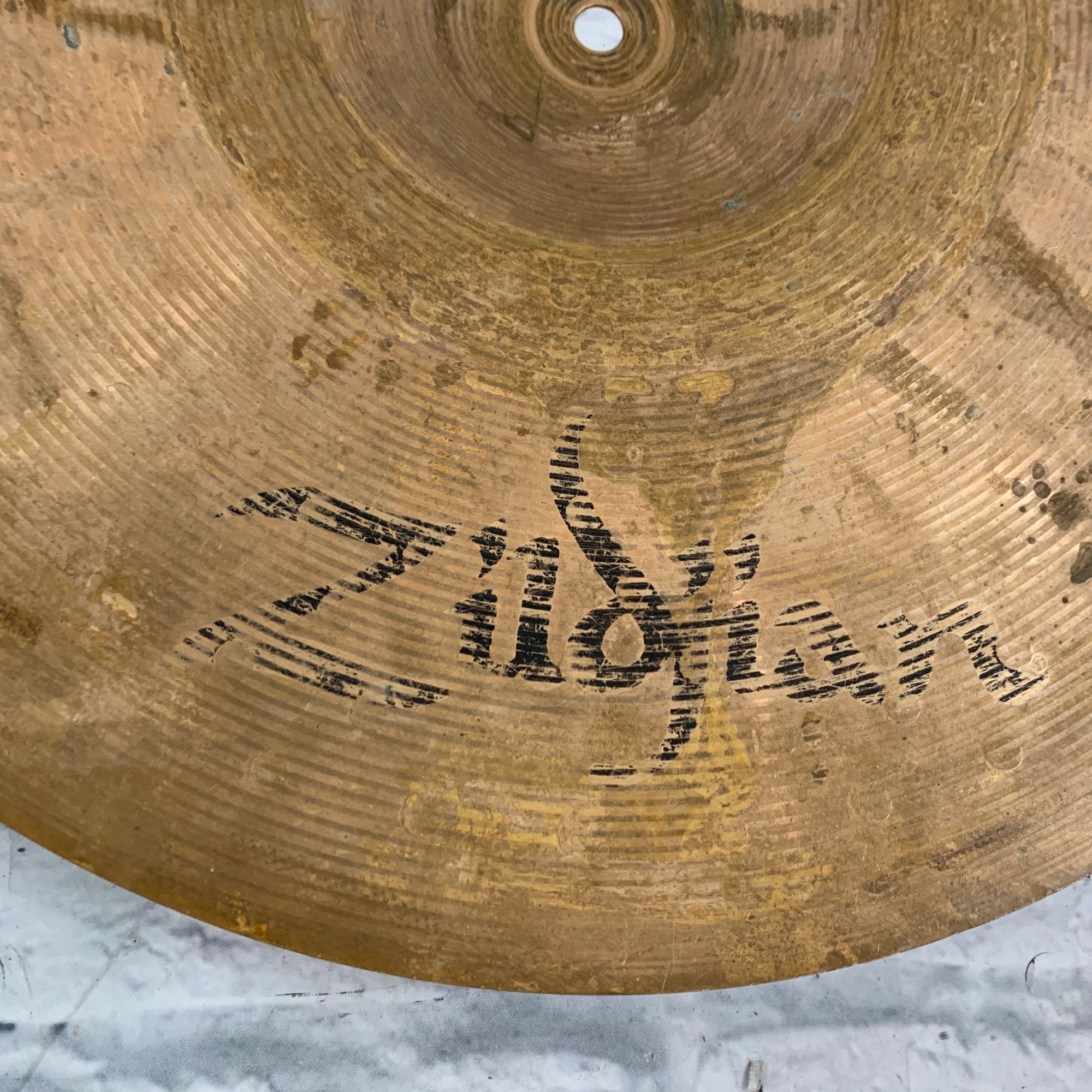 Zildjian ZBT 18" Crash/Ride