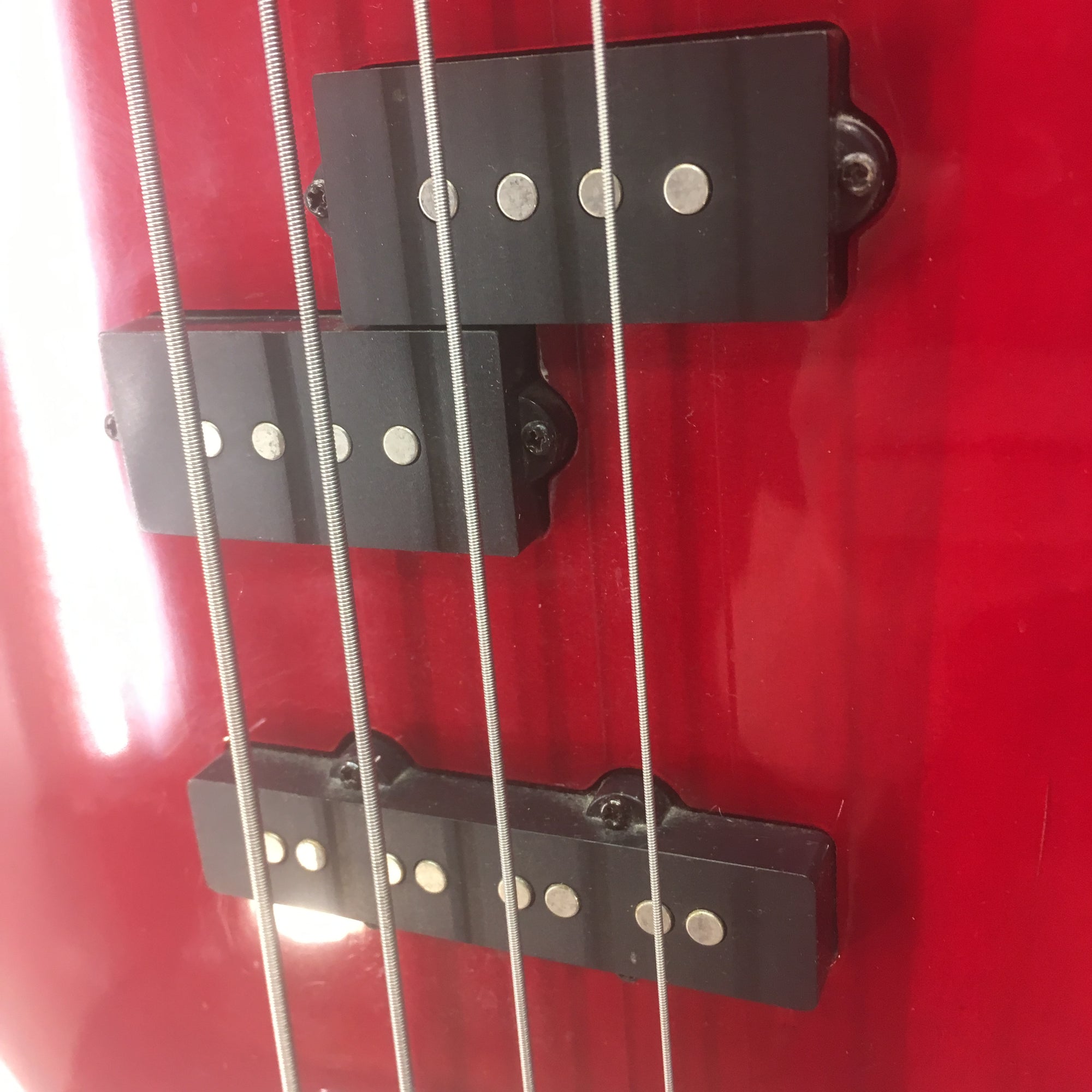 Ibanez Gio GSR 200 4 String Bass (Red) w Hard Case