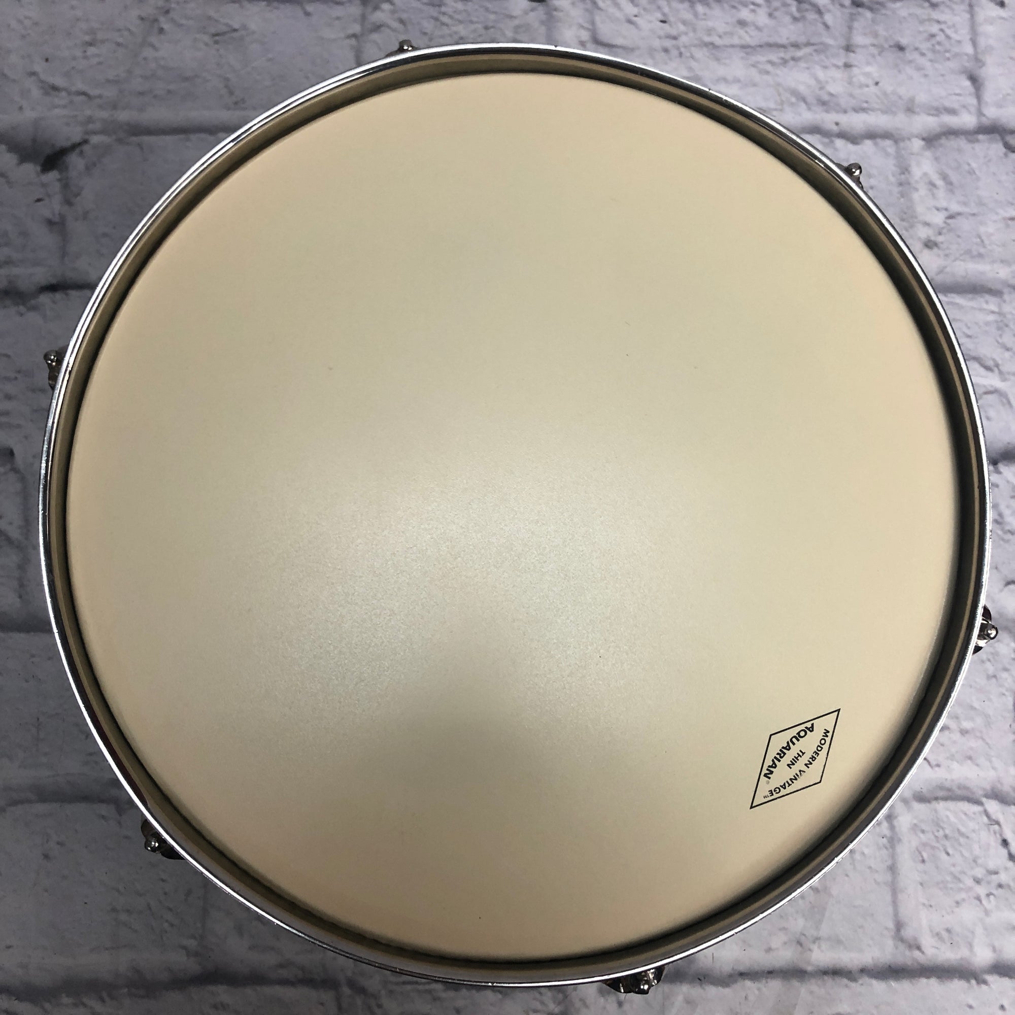 Ludwig Vintage 1961 Pioneer 14 x 6.5 White Marine Pearl 6-Lug Snare