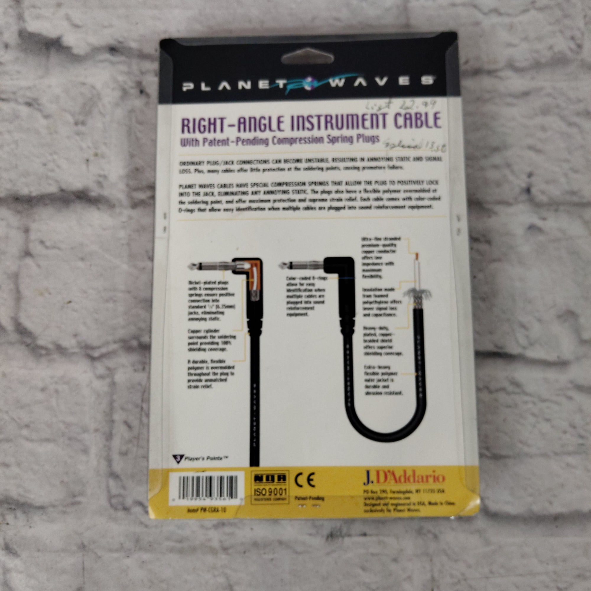 Planet Waves PW-CGRA-10 Straight to Right Angle Instrument Cable With Compression Spring Plugs - 10 foot
