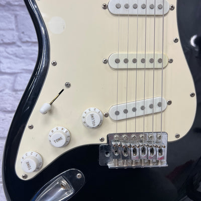 Unknown Lefty Stratocaster Copy Electric Guitar