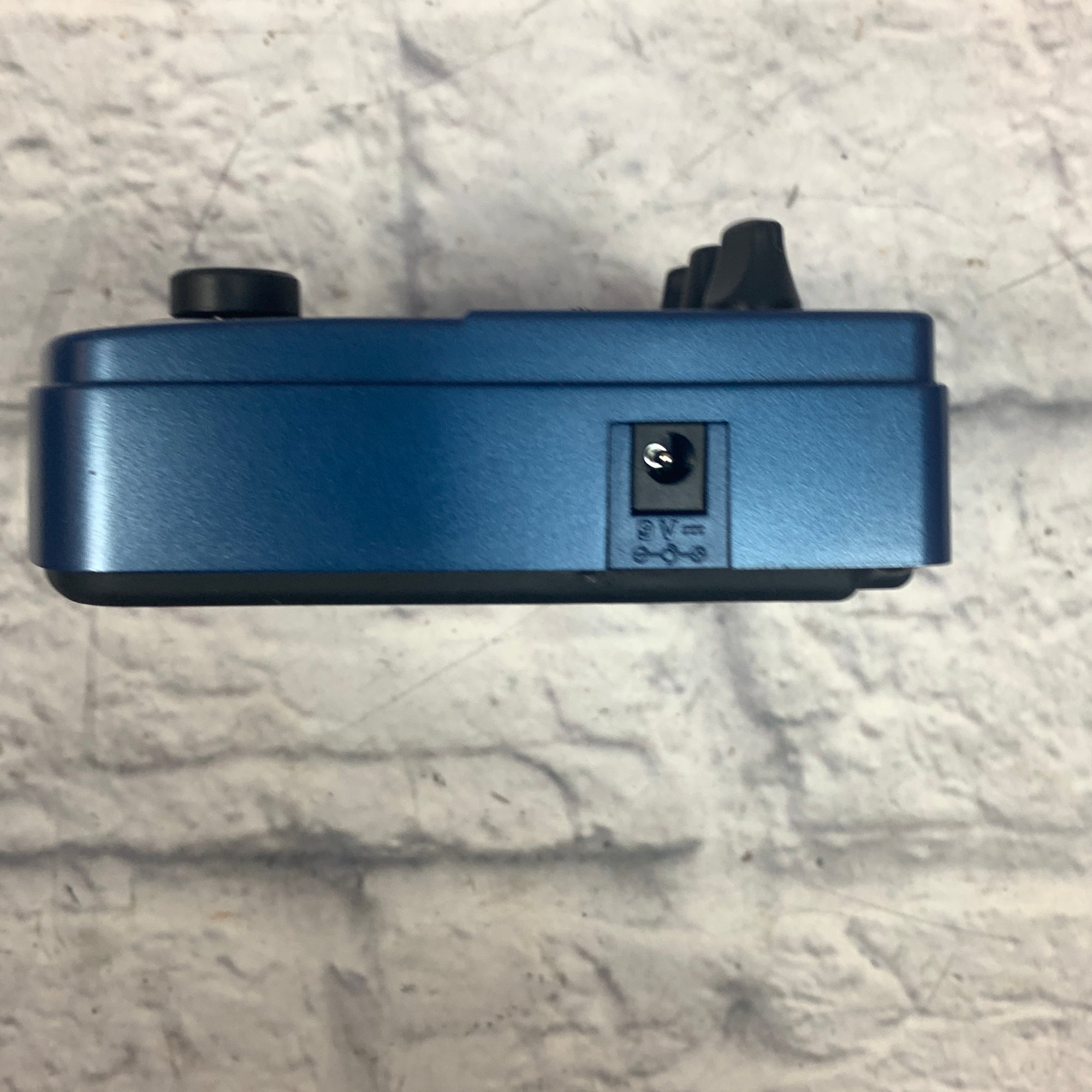 Behringer GDI21 Guitar Modeler Pedal