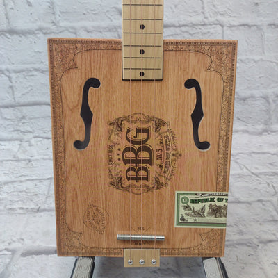 Unknown Electric Blues Box Slide Guitar w. Manual and DVD