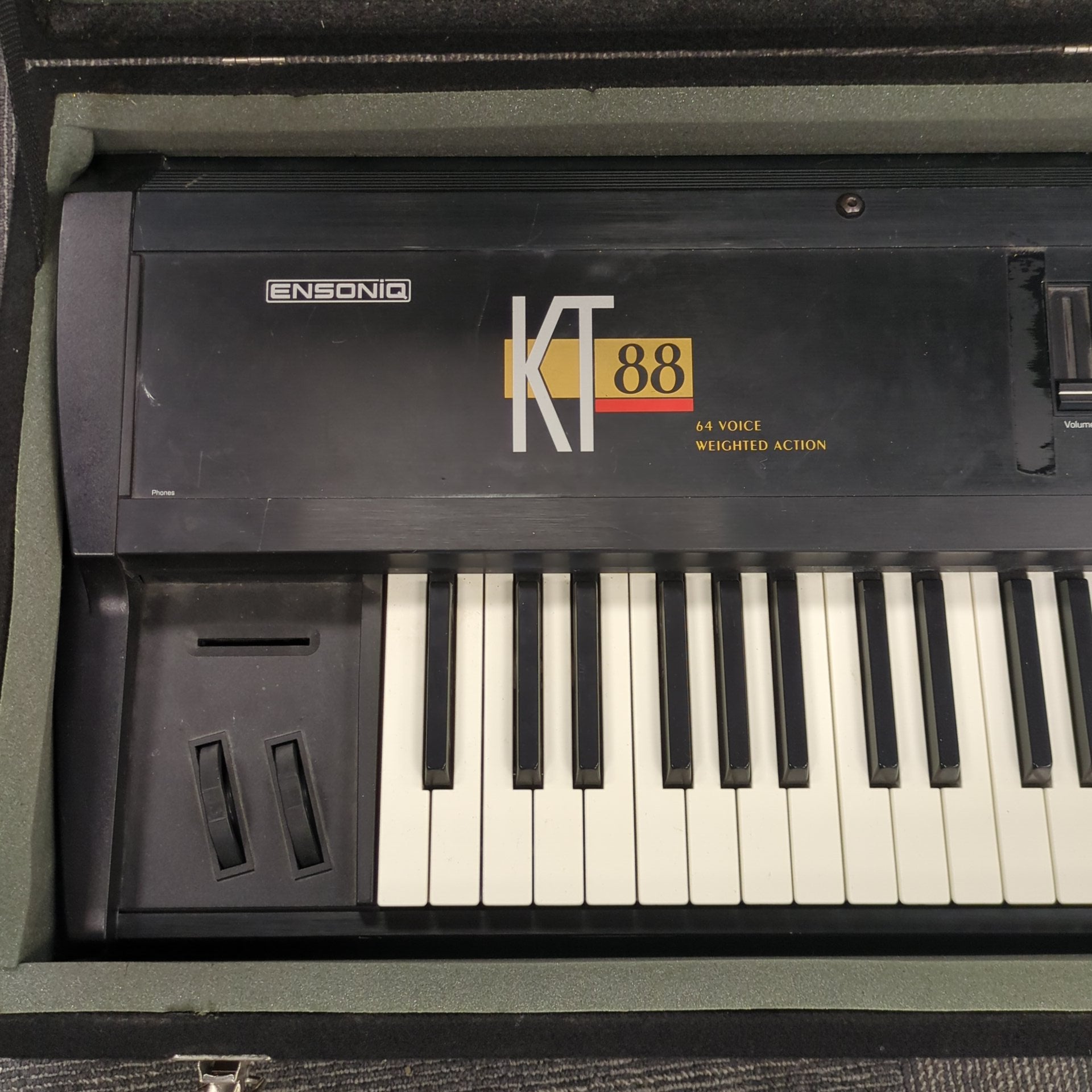 Ensoniq kt66 88 key  Digital Piano