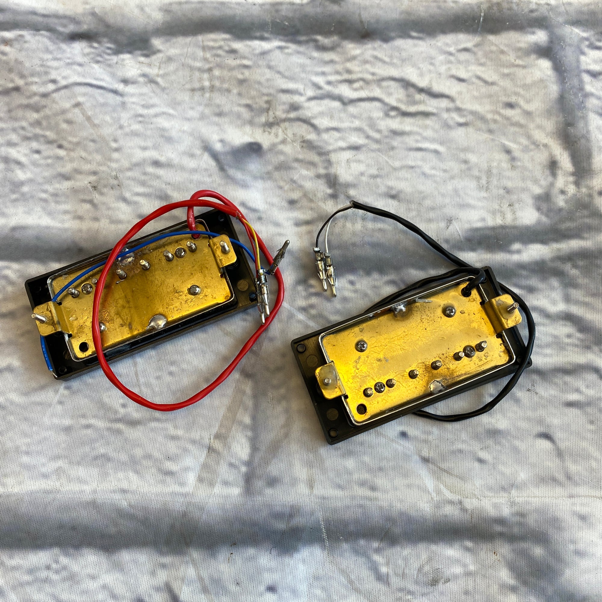 Saga Guitar Humbucking Pickups (Pair)