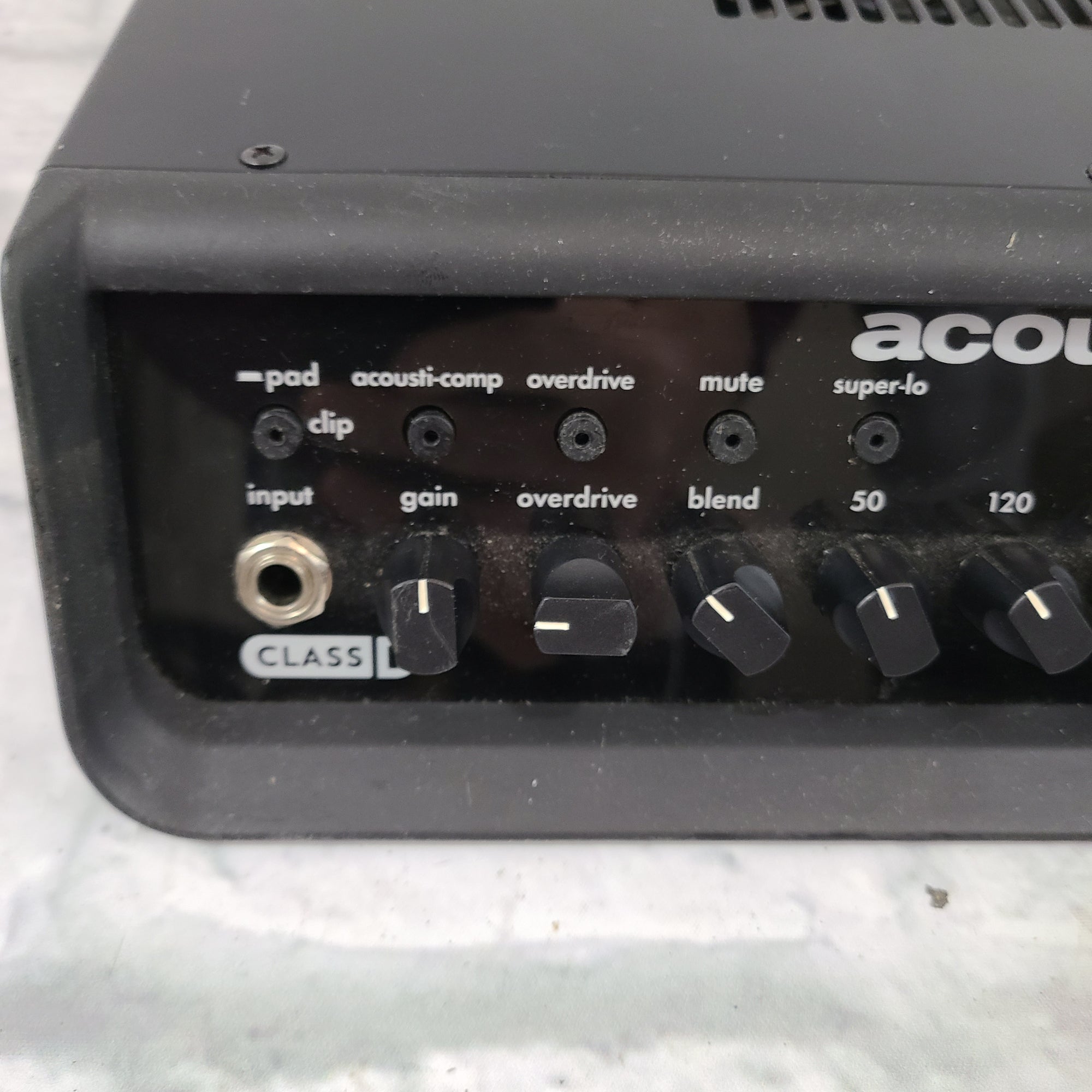 Acoustic B300HD Bass Head