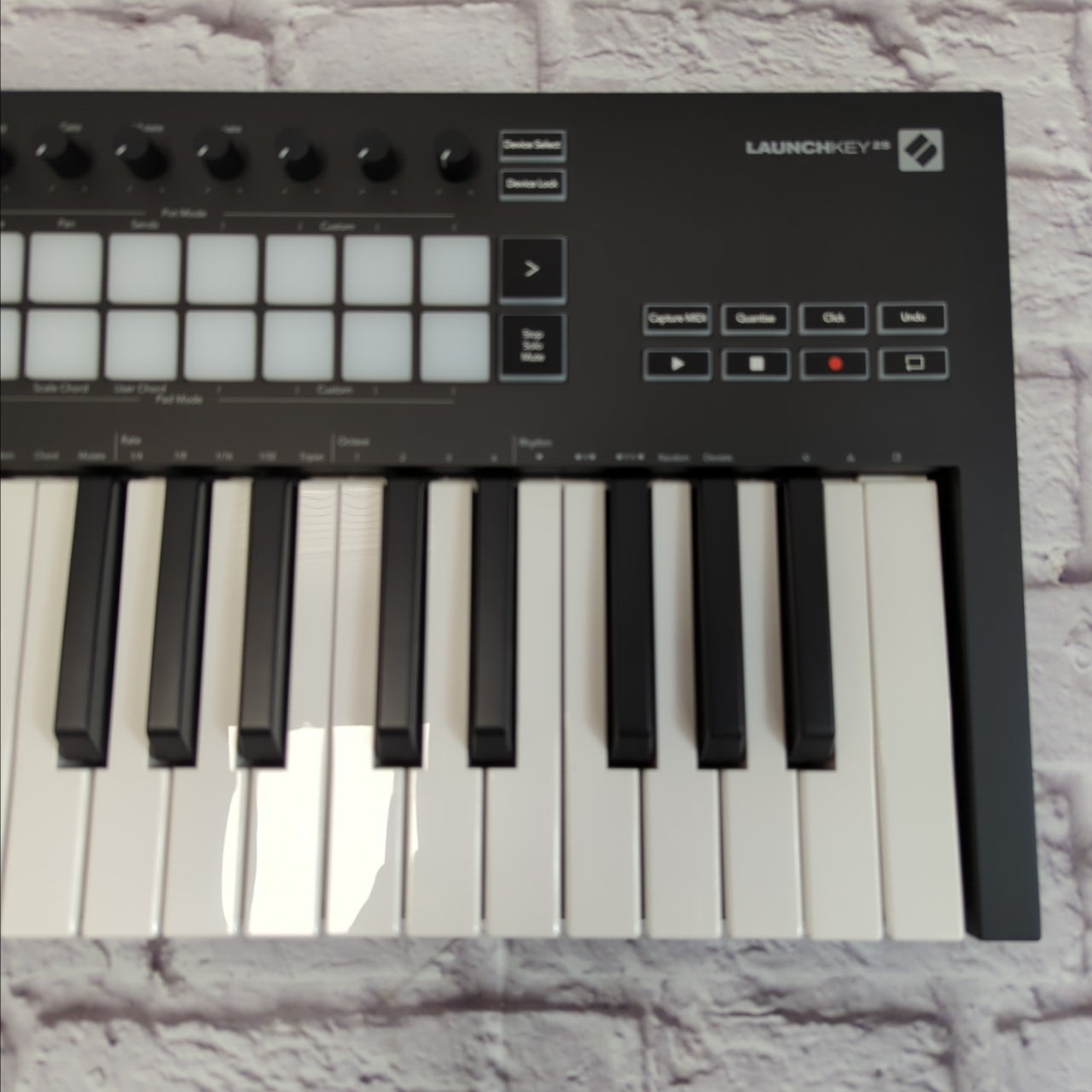 Novation Launchkey 25 Controller
