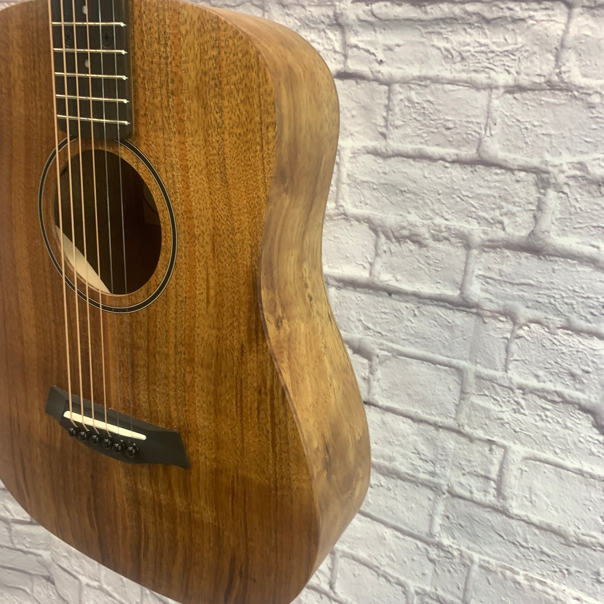 Taylor BTe- Koa Baby Taylor Acoustic Guitar