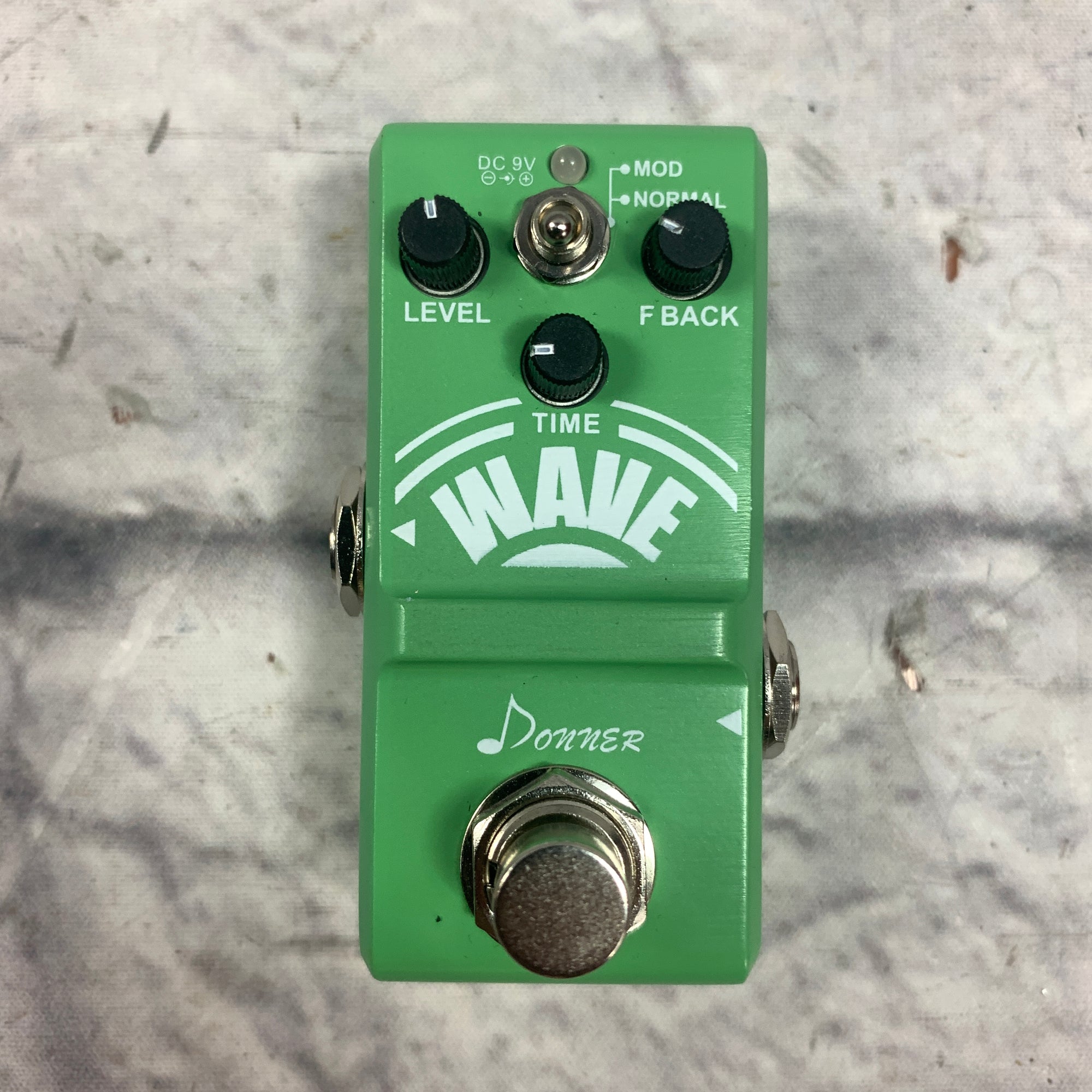 Donner Time Wave Delay Pedal - Evolution Music