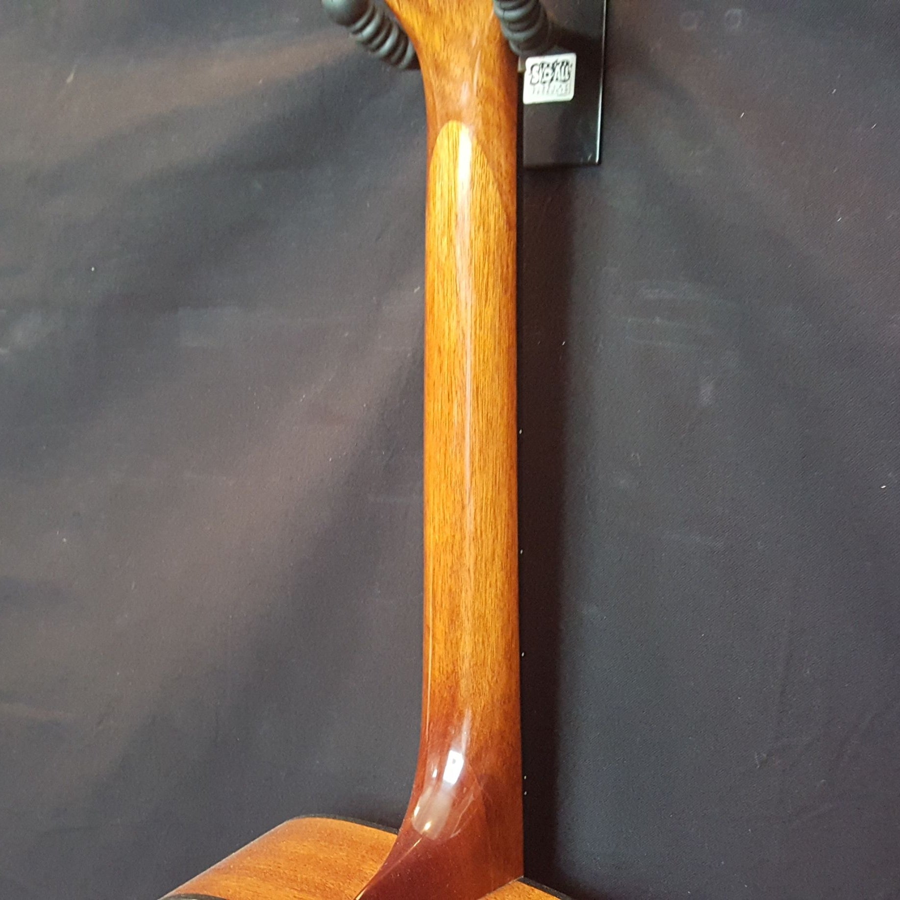 Fender DG8S Acoustic Guitar w/ Bag & Acc.