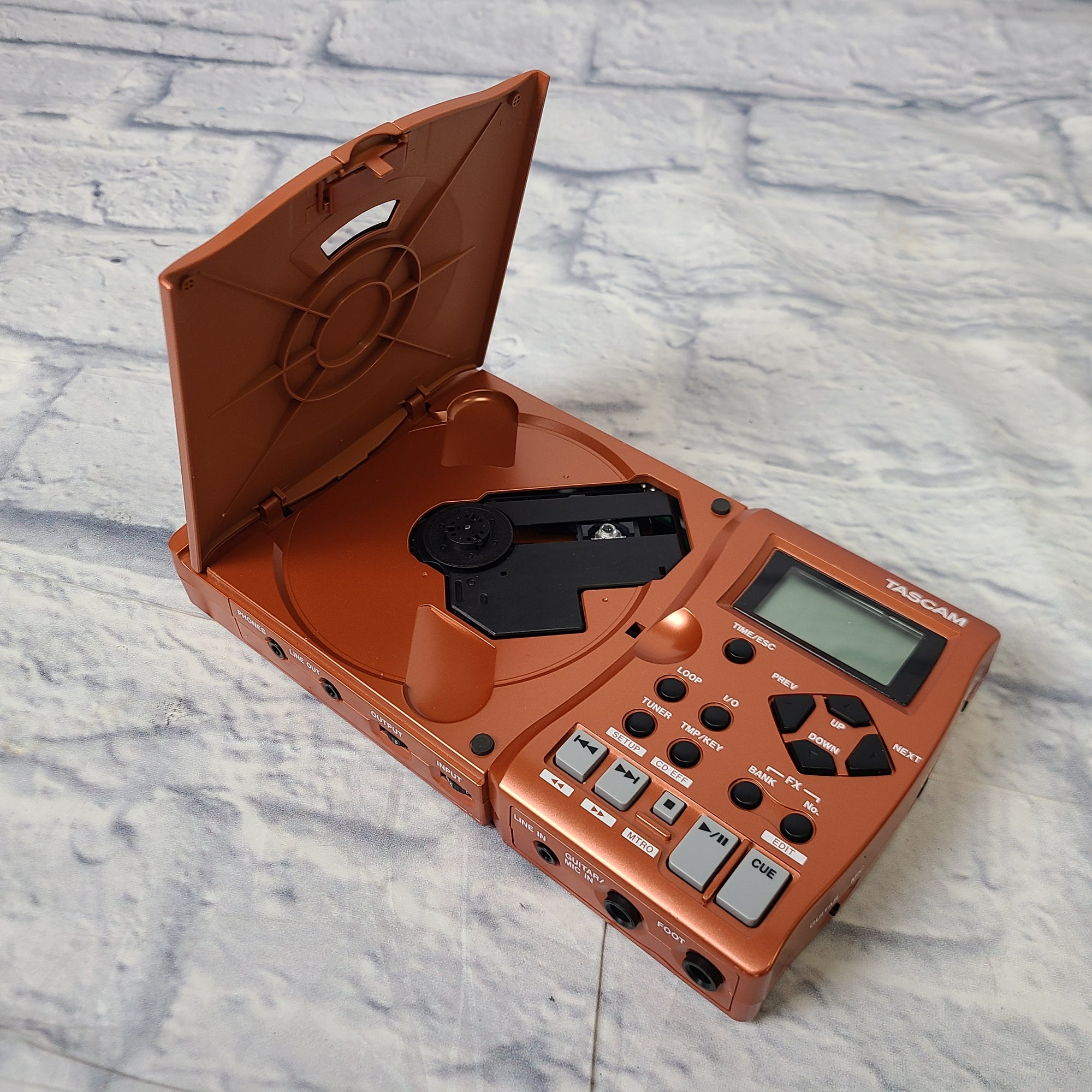 Tascam CD-GT1 Guitar Trainer