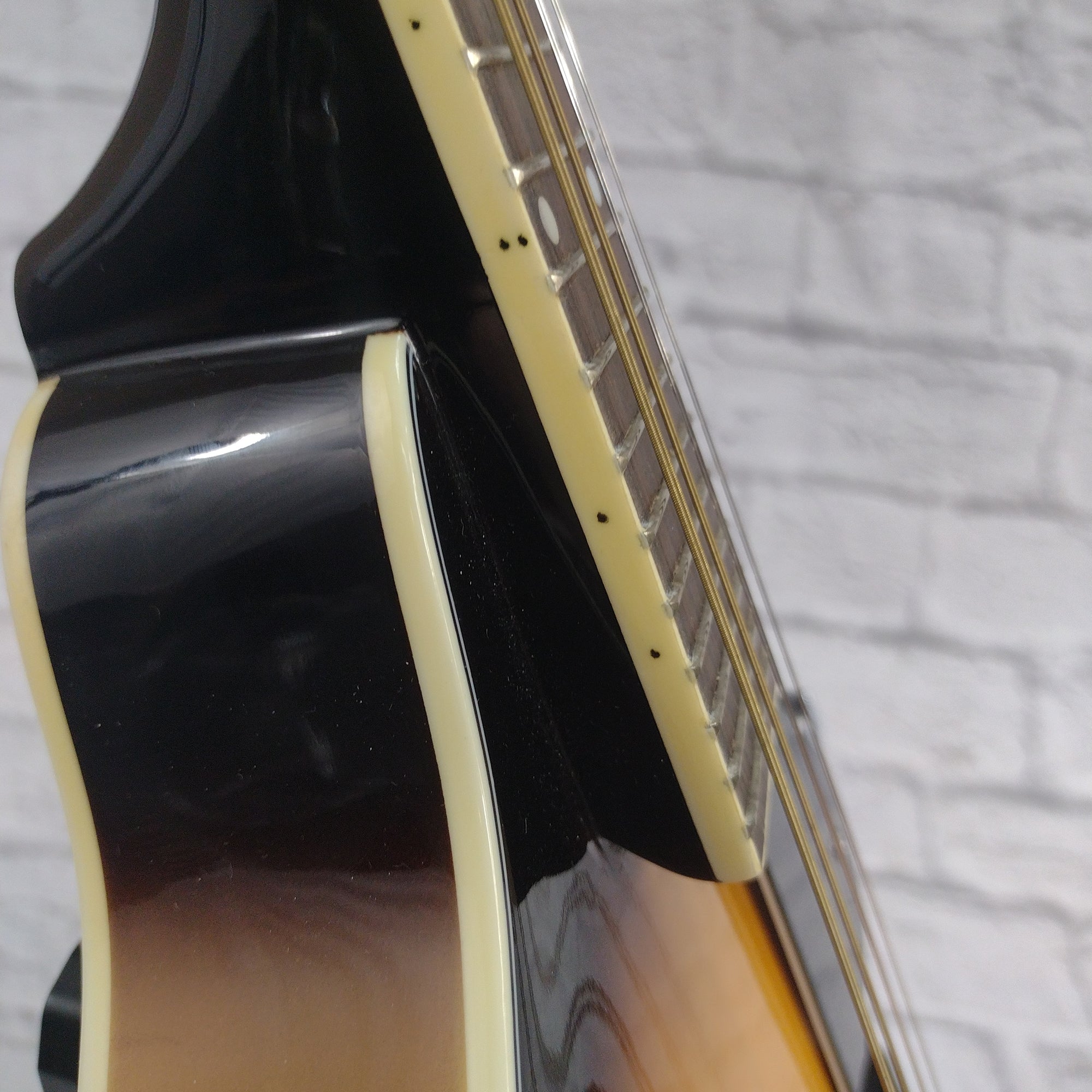 Rogue RM100A A-Style Mandolin with Bag