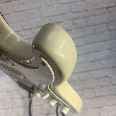 Squier Bullet Electric Guitar White