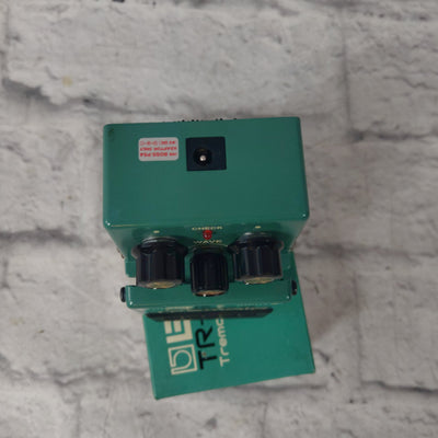 Boss TR-2 Tremolo  Modulation Pedal