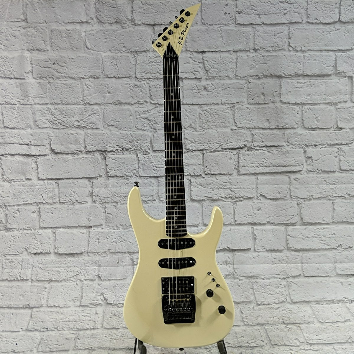 JB Player Super Strat Metallic Cream  Electric Guitar