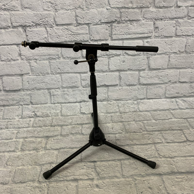 AKG Heavy Duty Short Mic Stand