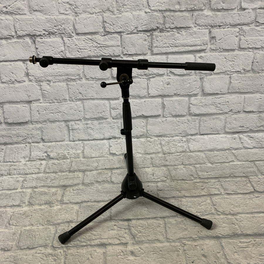 AKG Heavy Duty Short Mic Stand