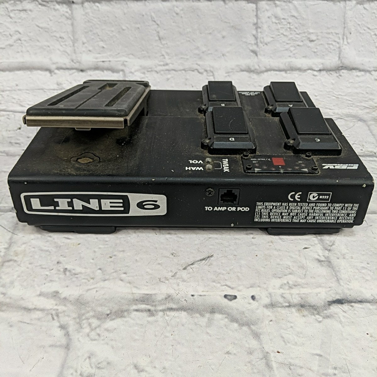 Line 6 FBV Express Footswitch Wah Guitar Effect Stomp Pedal Board Controller