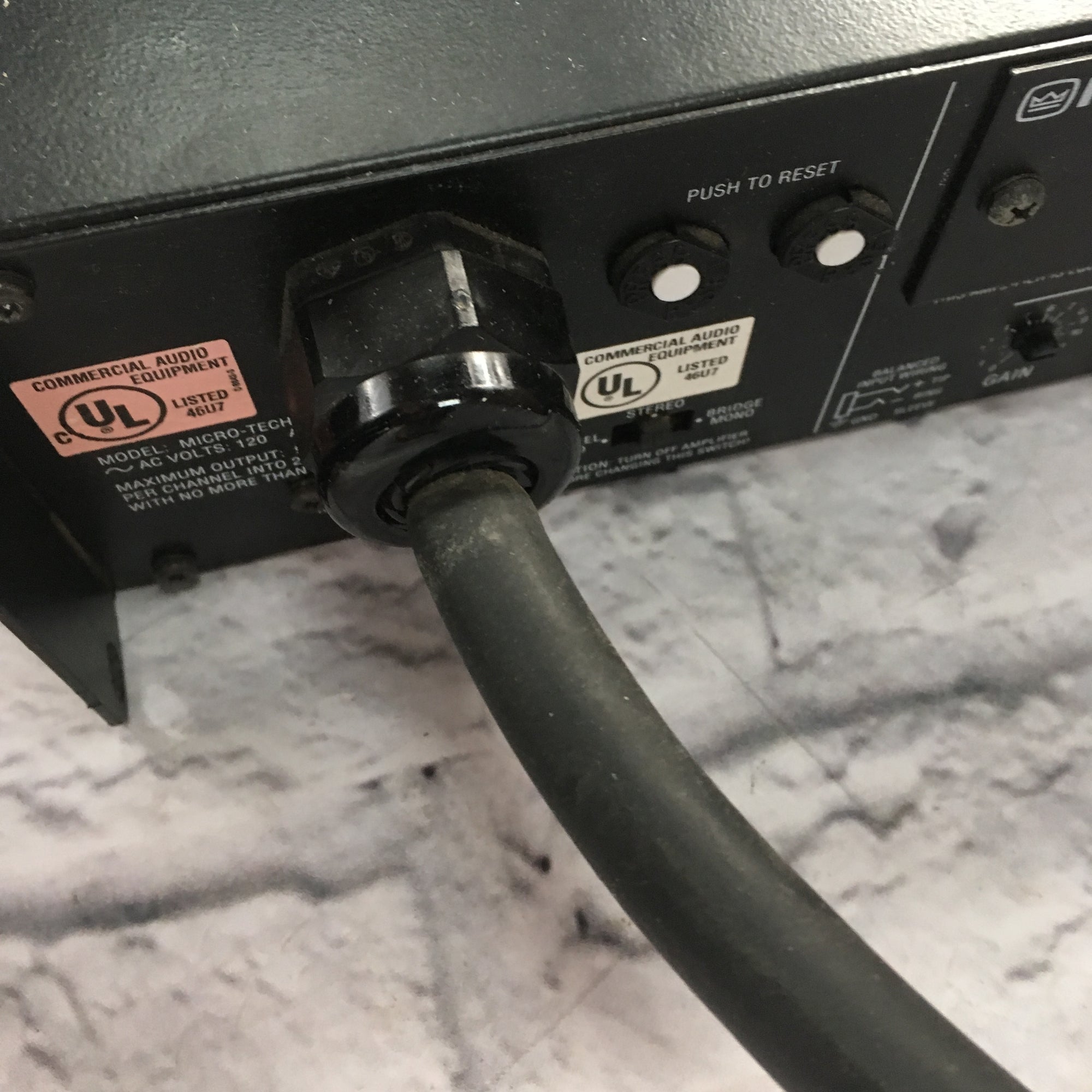 Crown MicroTech 2400 Power Amp