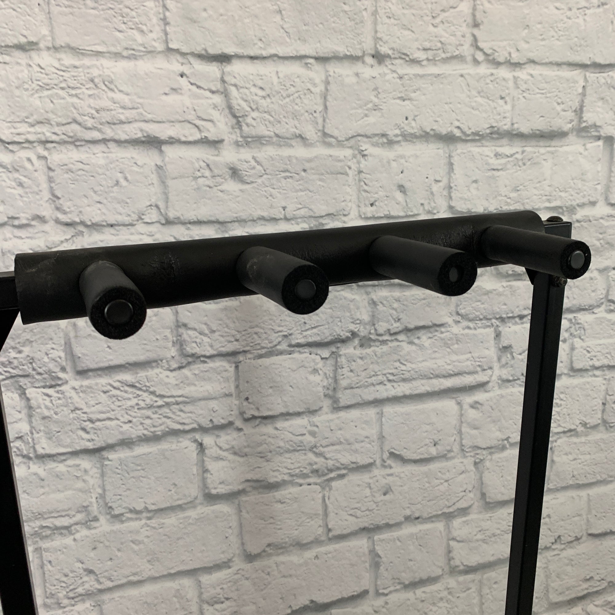 Proline Three-Guitar Floor Stand