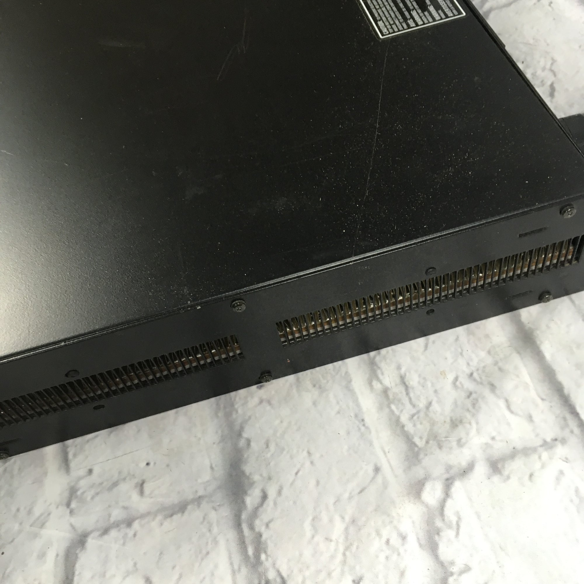 Crown MicroTech 2400 Power Amp