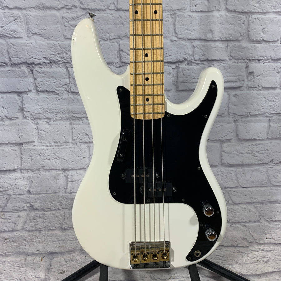 Epiphone 4 String Accu Bass Guitar