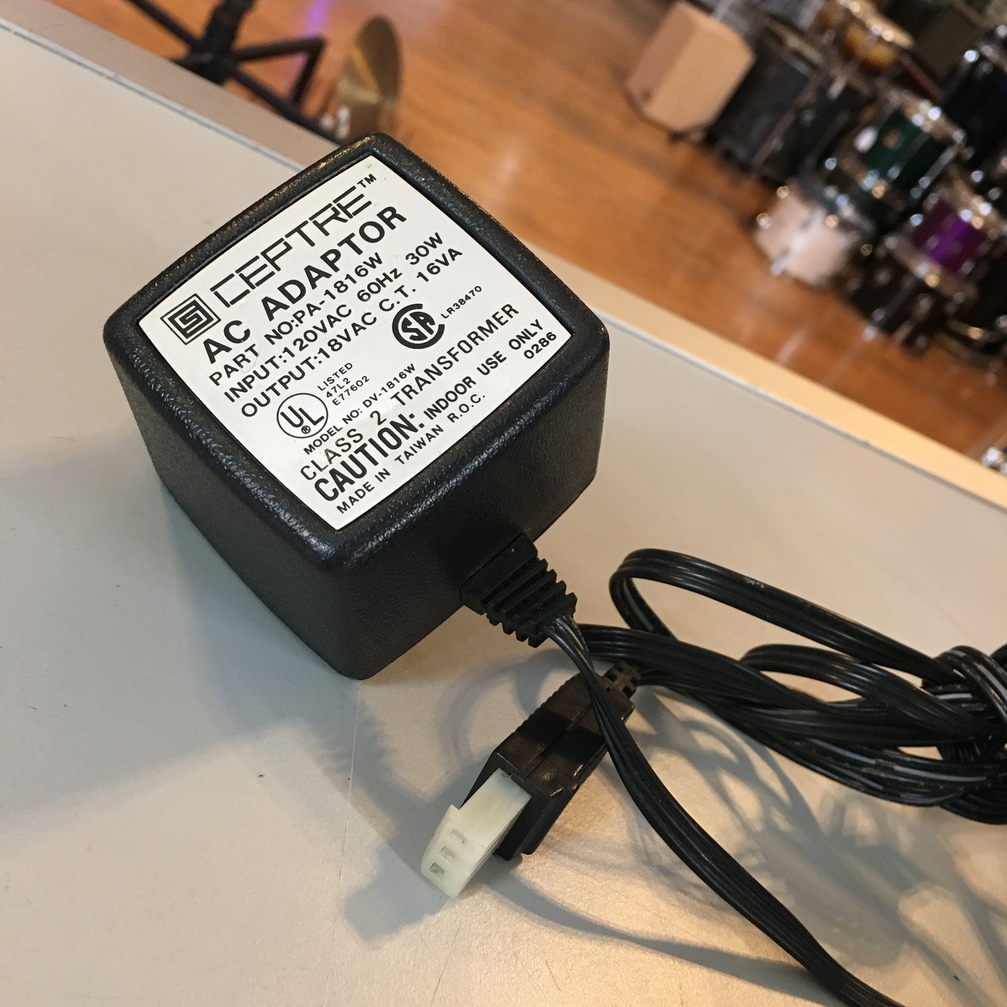 Alesis Midifex w/ Power Supply