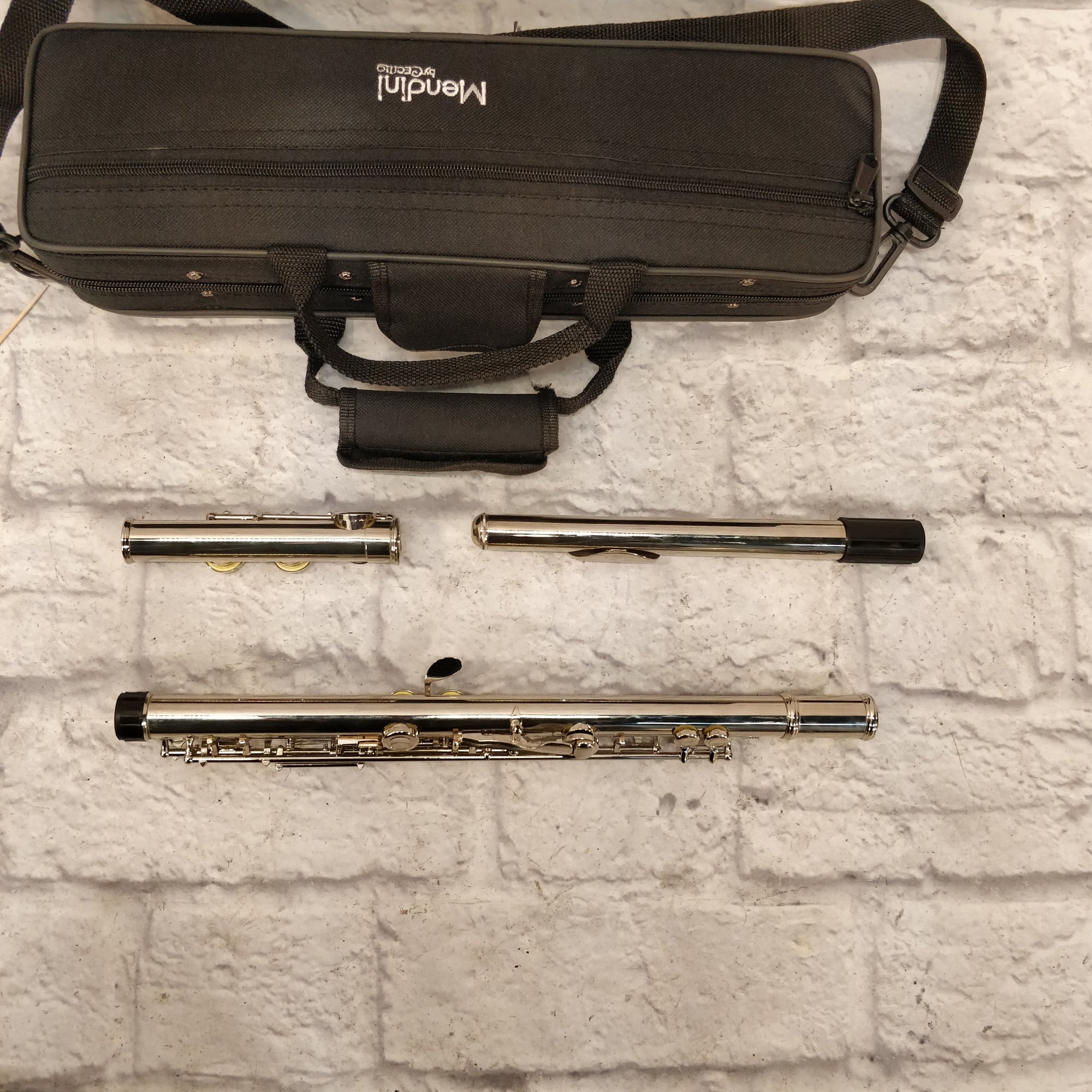 Mendini by Cecilio Flute w Case