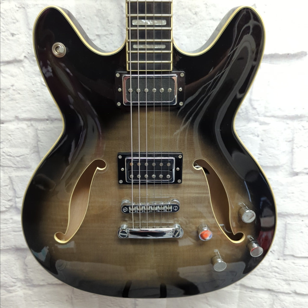 Hagstrom Viking Deluxe Baritone Electric Guitar Cosmic Black w/ Case