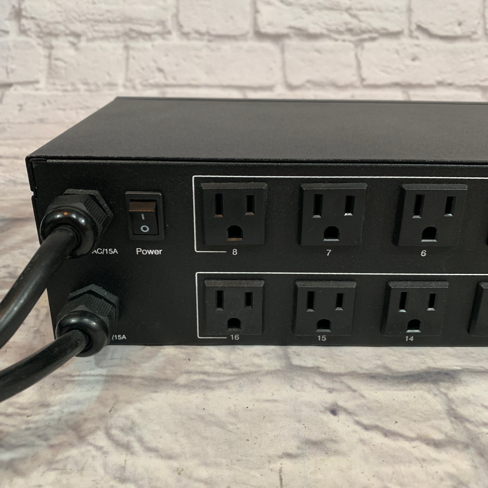 Synacess NP-16 Power System
