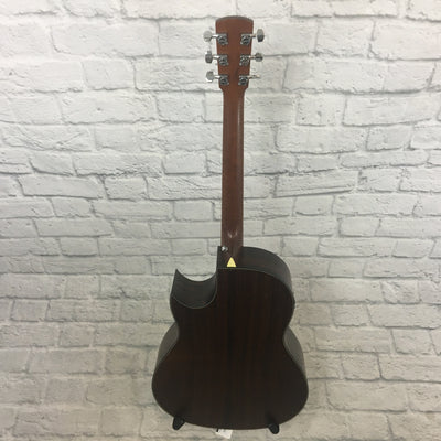 Larrivee C-03 Acoustic Guitar w/Case - New Old Stock!