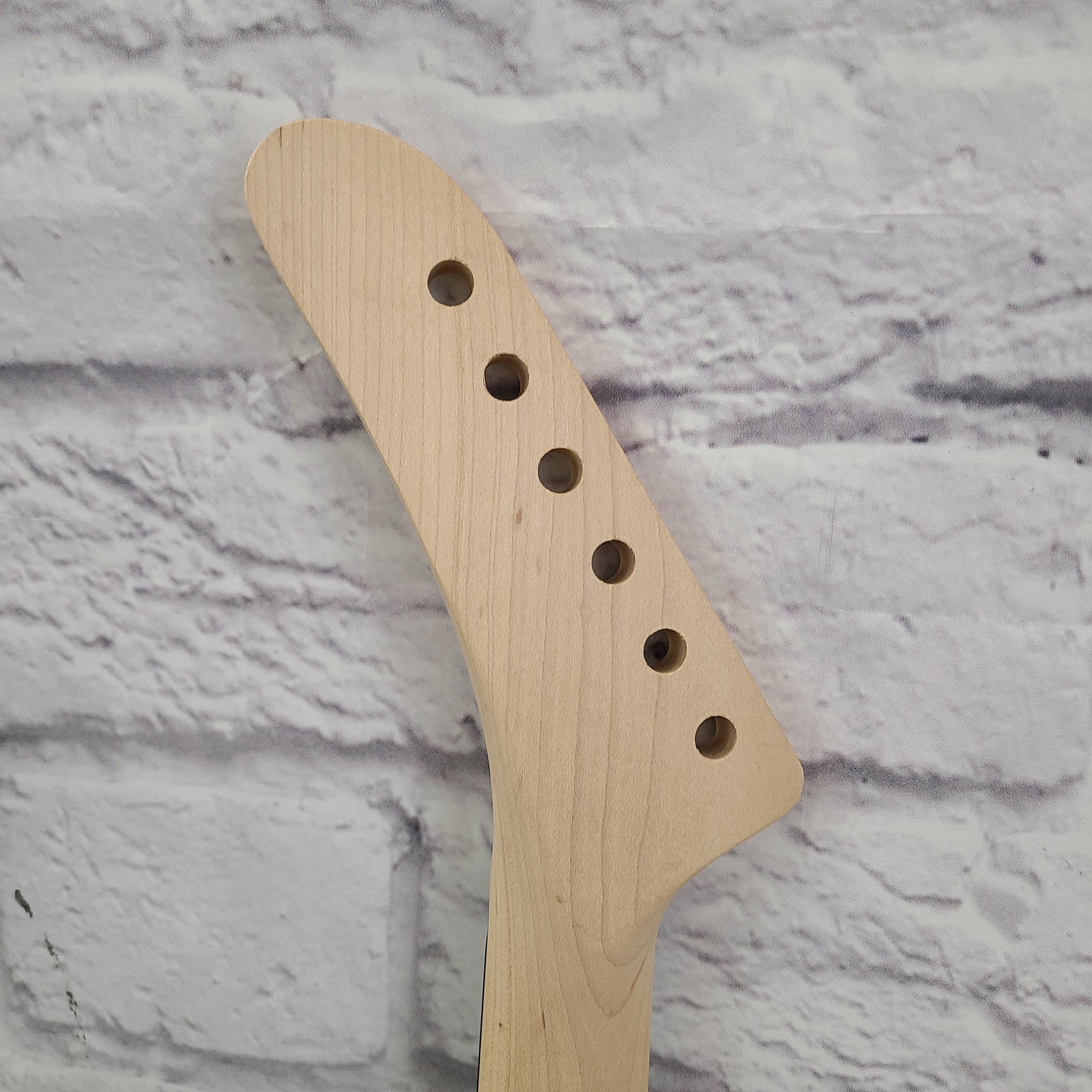 Unknown Hockey Stick Headstock Style RW Fretboard 22 Fret