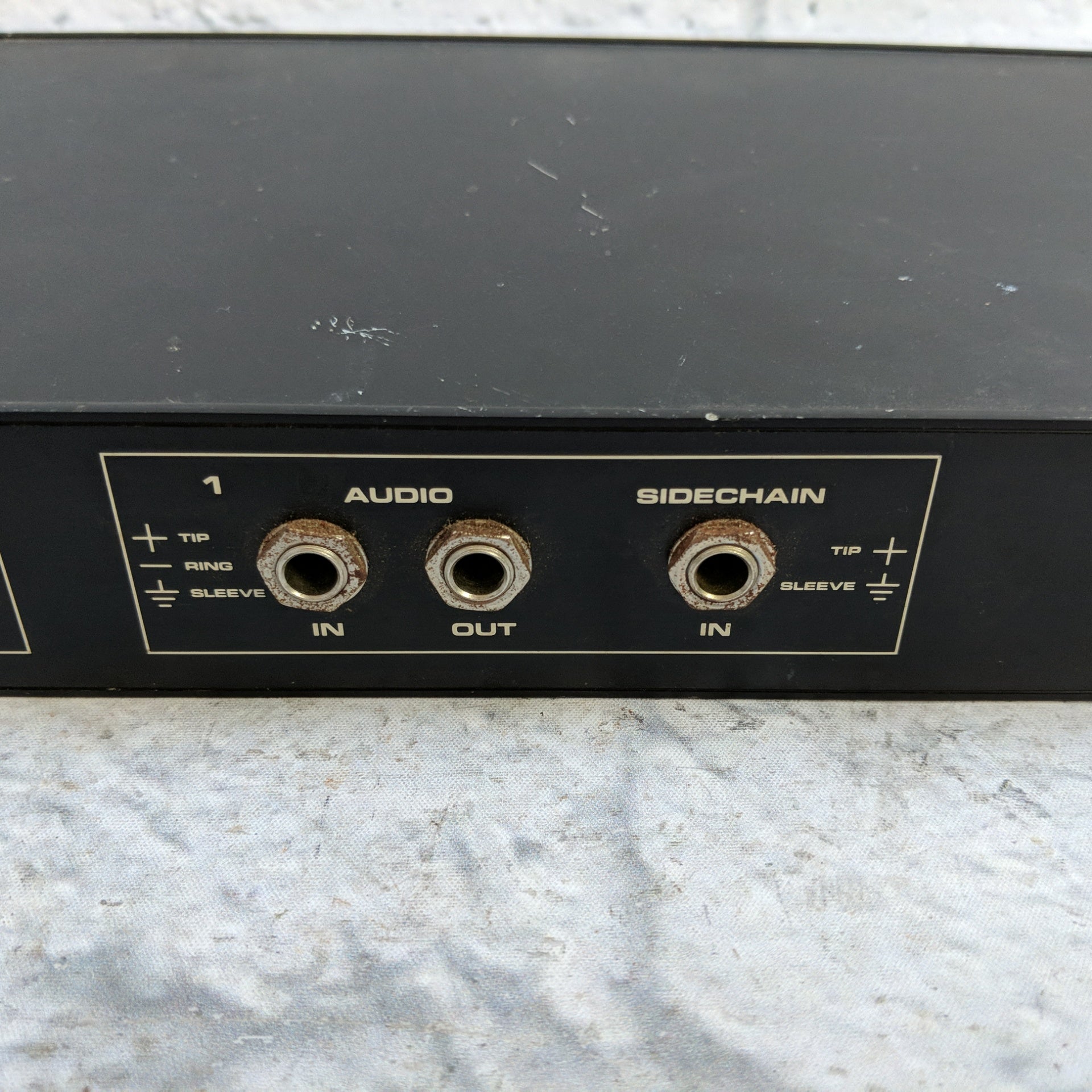 DBX 166 Compressor Gate Rack Unit