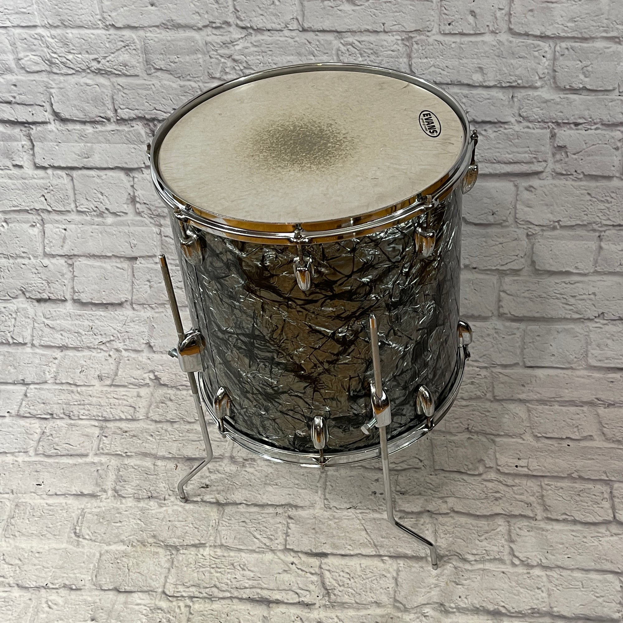 Vintage Slingerland 16 x 16 Black Diamond Floor Tom