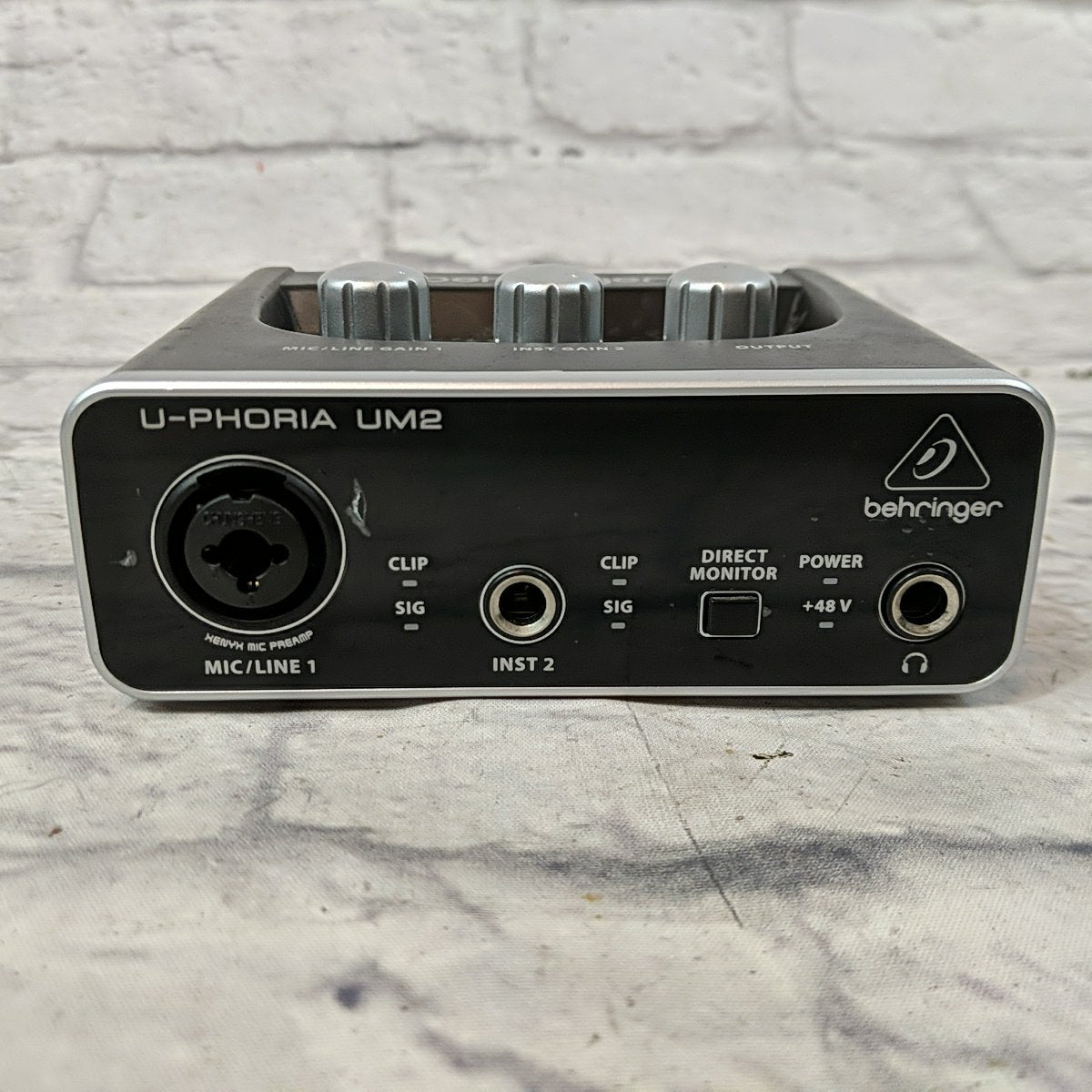 Behringer U-Phoria UM2 USB Audio Interface