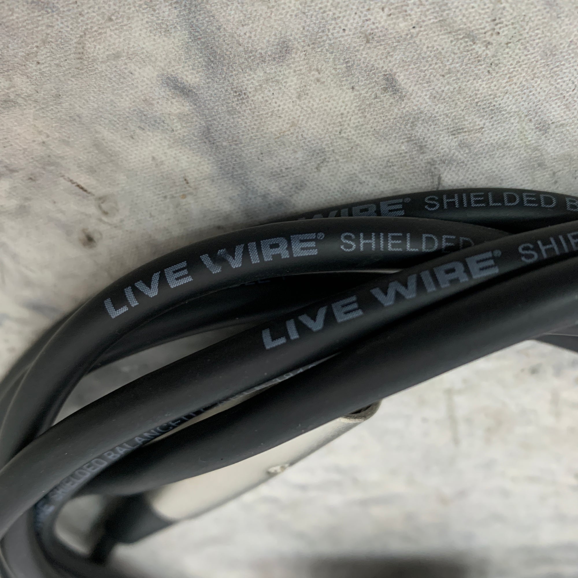 Livewire 1/4" TRS M to XLR M Cable Interconnect