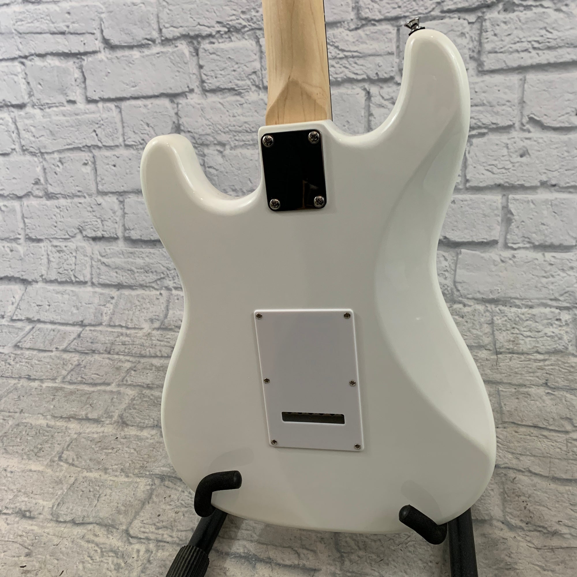 Aria Pro II STG-003-WH Electric Guitar - White - Evolution Music