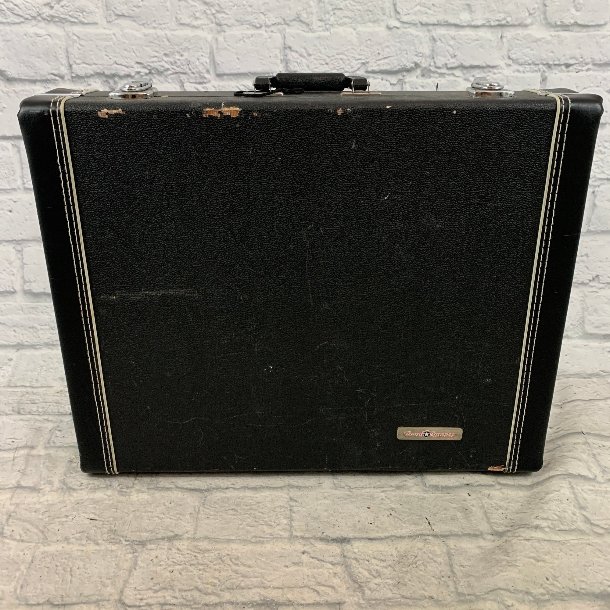 Road Runner 3 Guitar Stand, Black Tolex Case