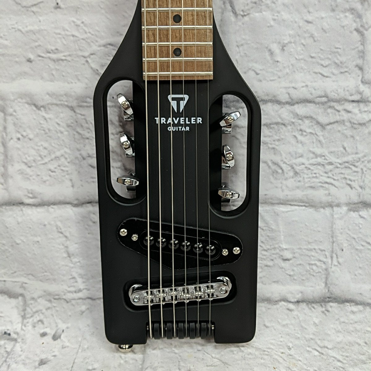 Traveler Electric Guitar Black