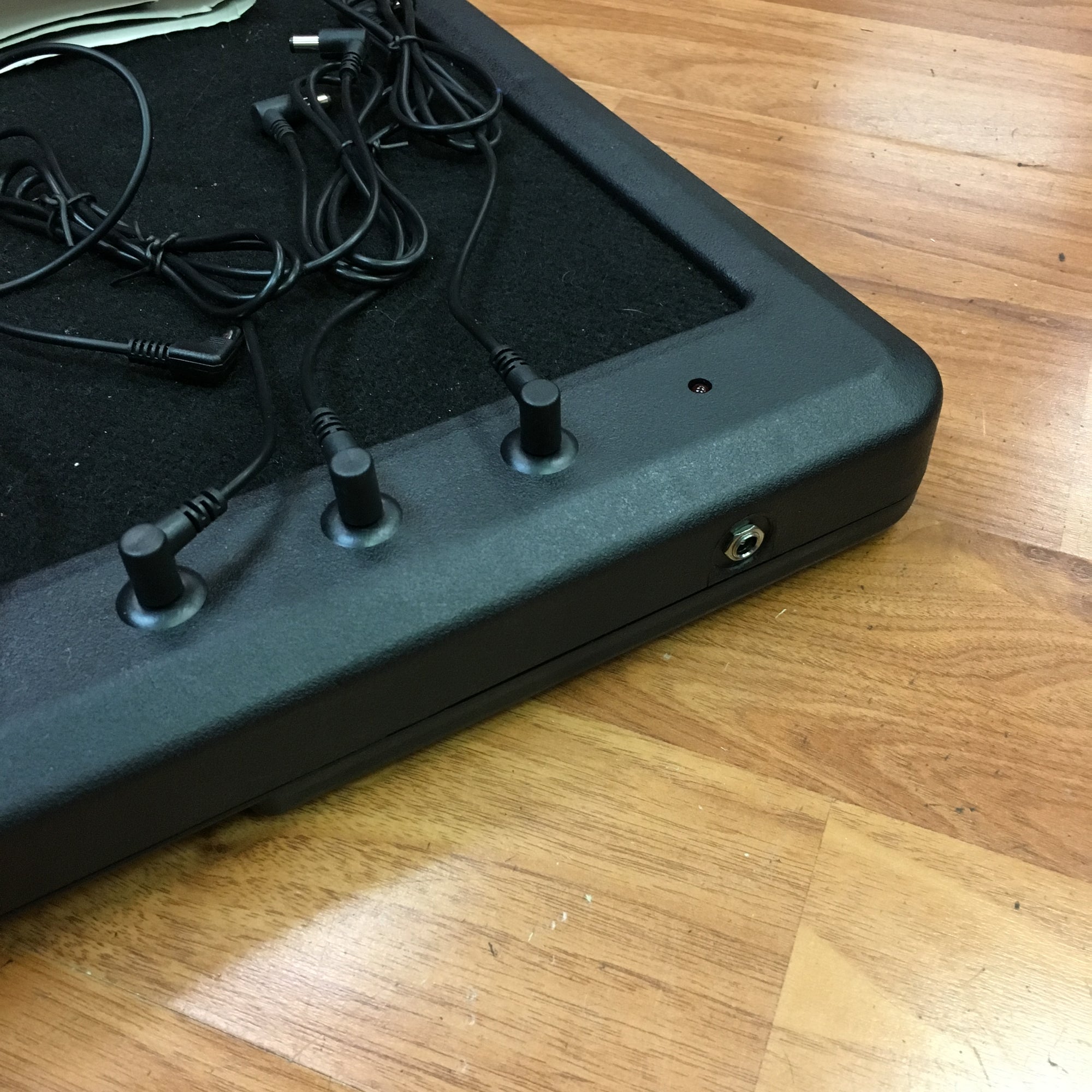 SKB Powered Pedal Board with Gig Bag Evolution Music