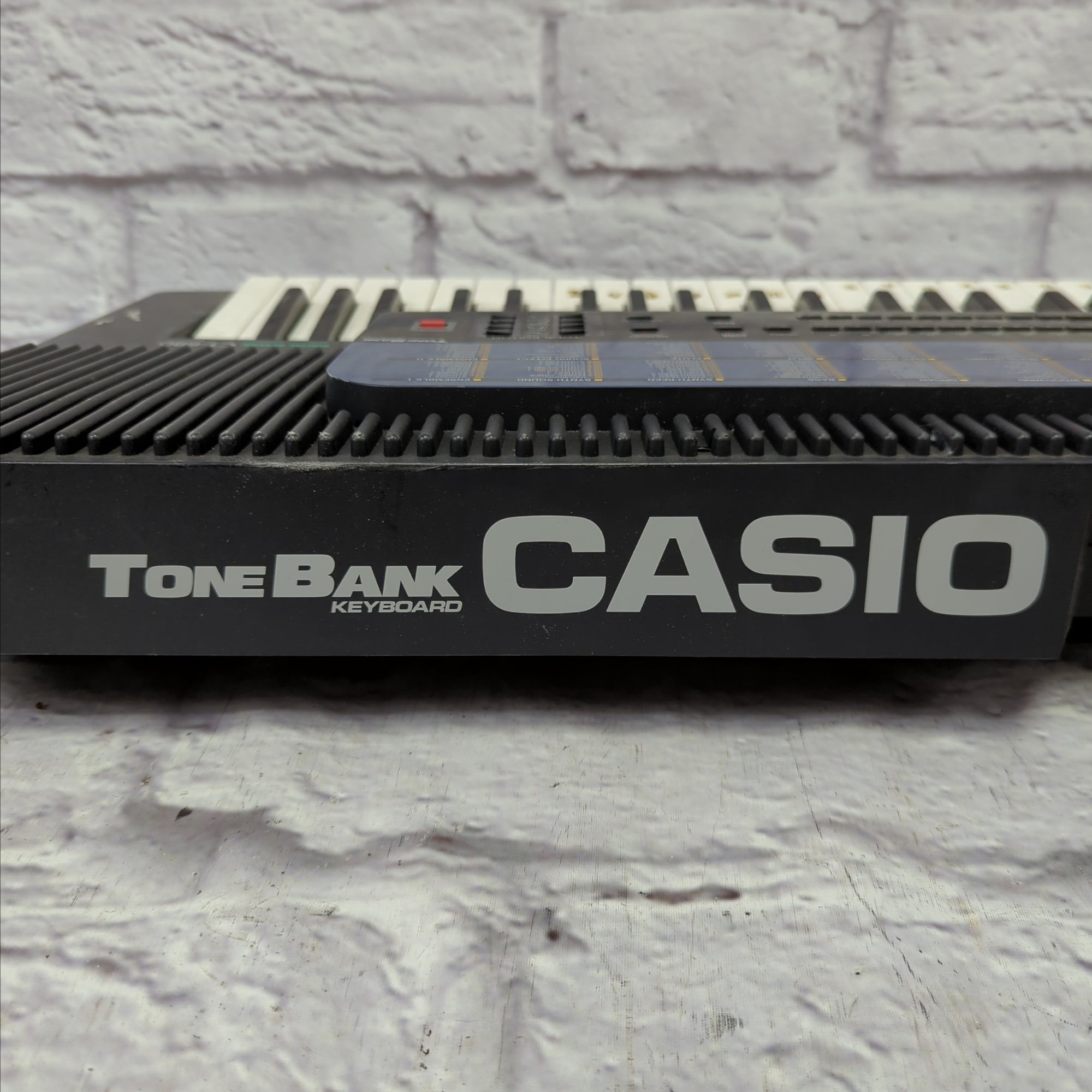 Casio CT-680 Digital Reverb 61 key Tone Bank Keyboard Vintage 1980s - Made  in Japan