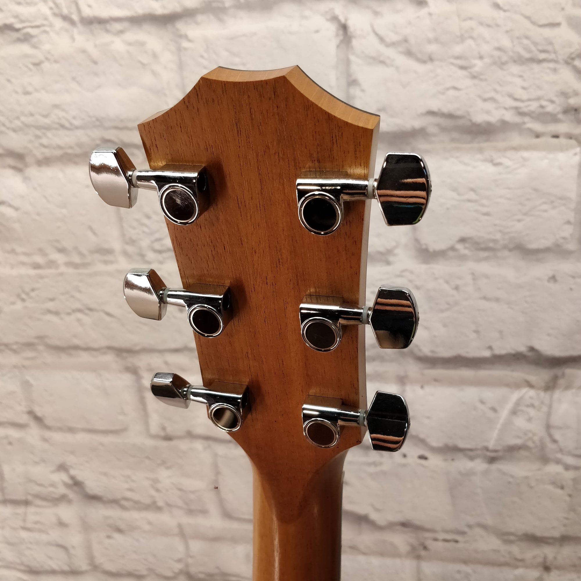 Taylor 214ce Acoustic Guitar w Orig Case