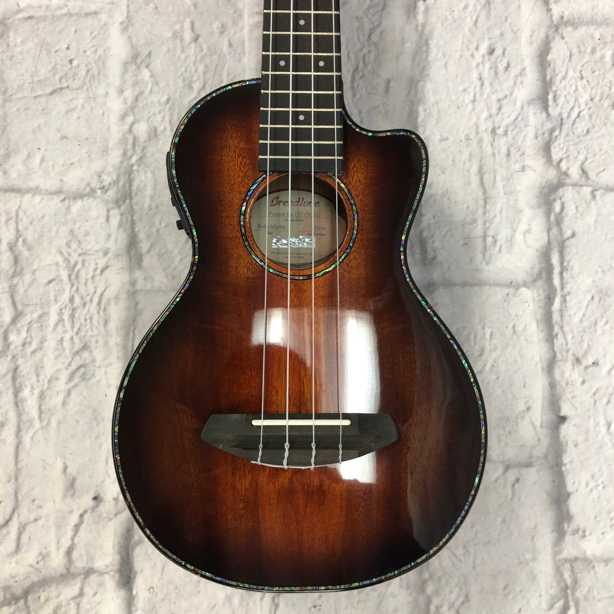 Breedlove Ex Cu Ce Bo Acoustic Electric Concert Ukulele