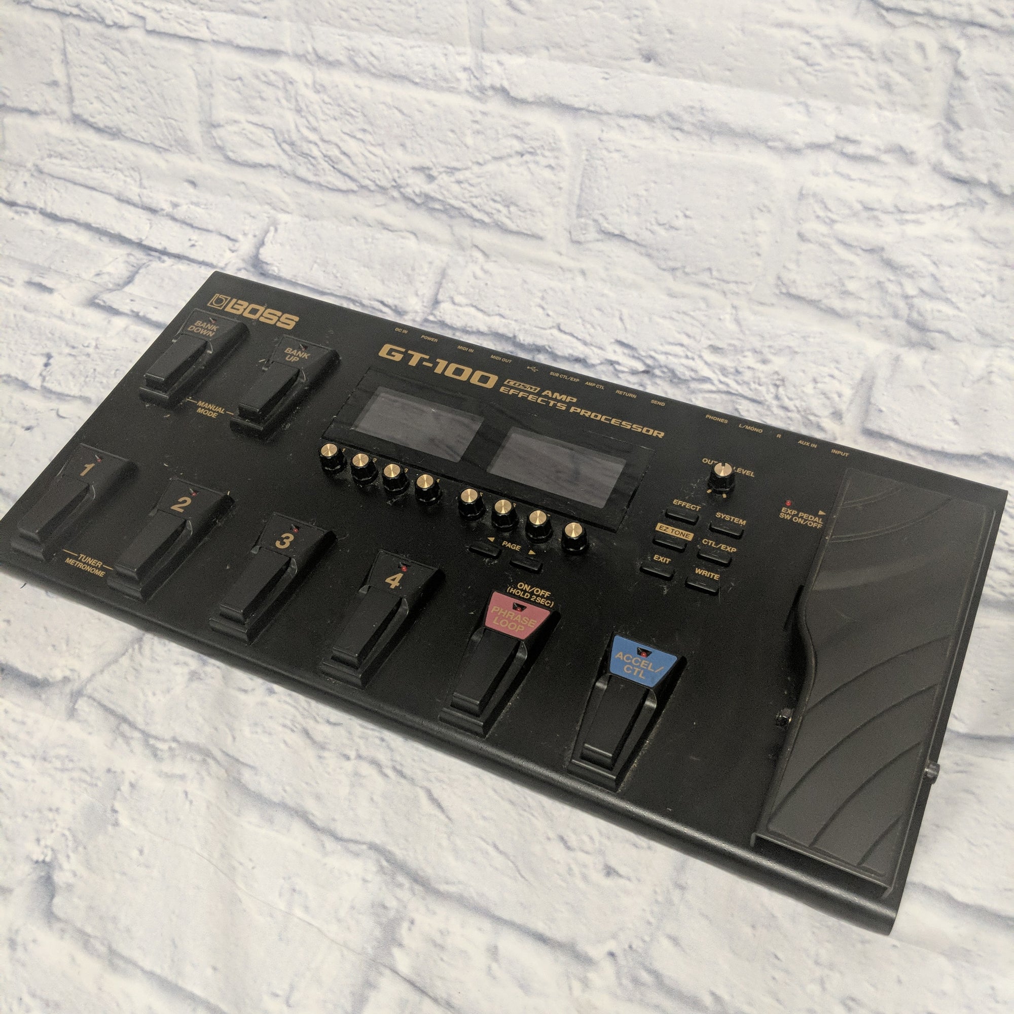 Boss GT100 Multi Effects/Amp Modeling Board for Electric Guitar