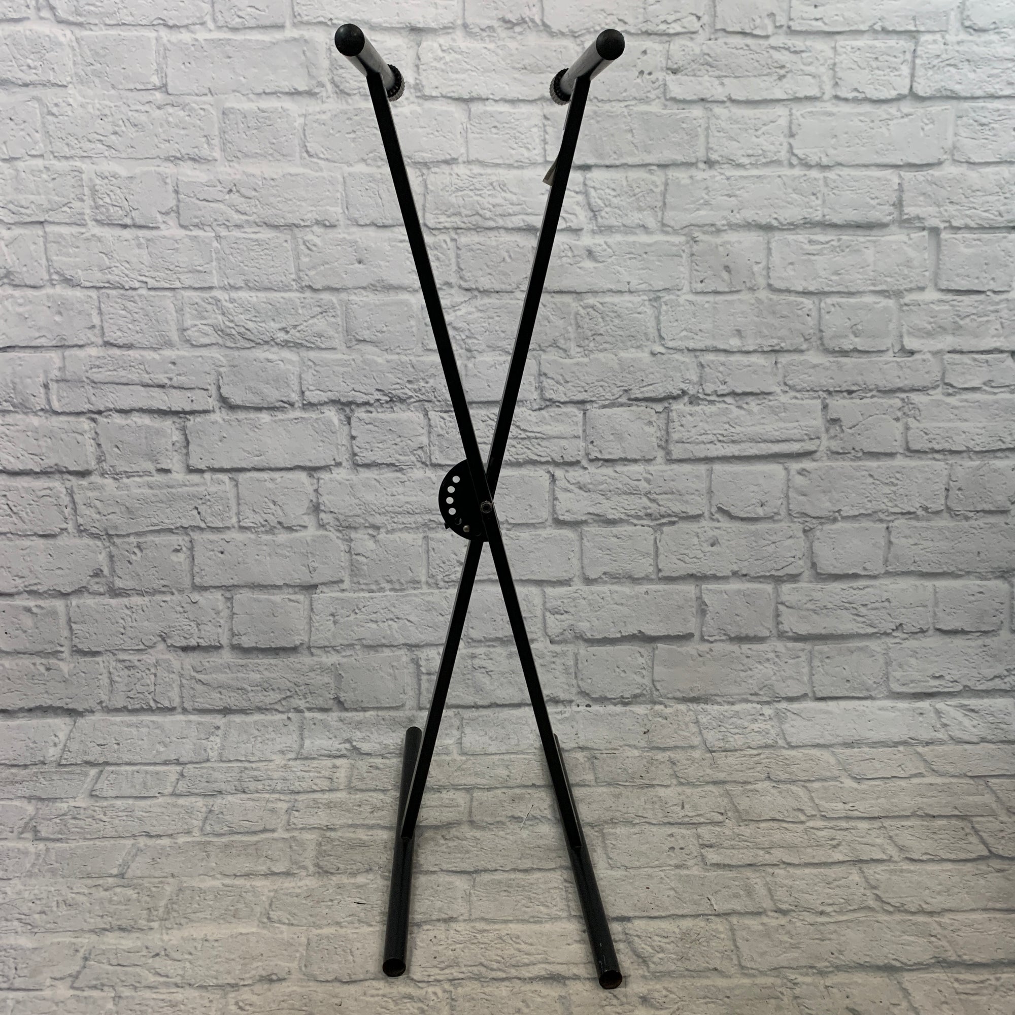 Unknown PL100 Keyboard Stand