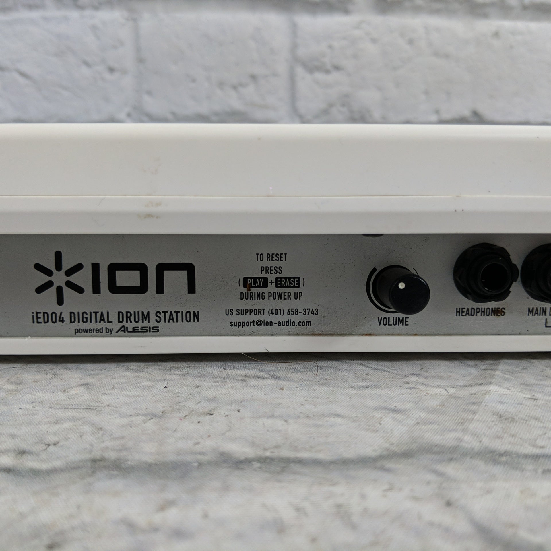 ION iED04 Digital Drum Station