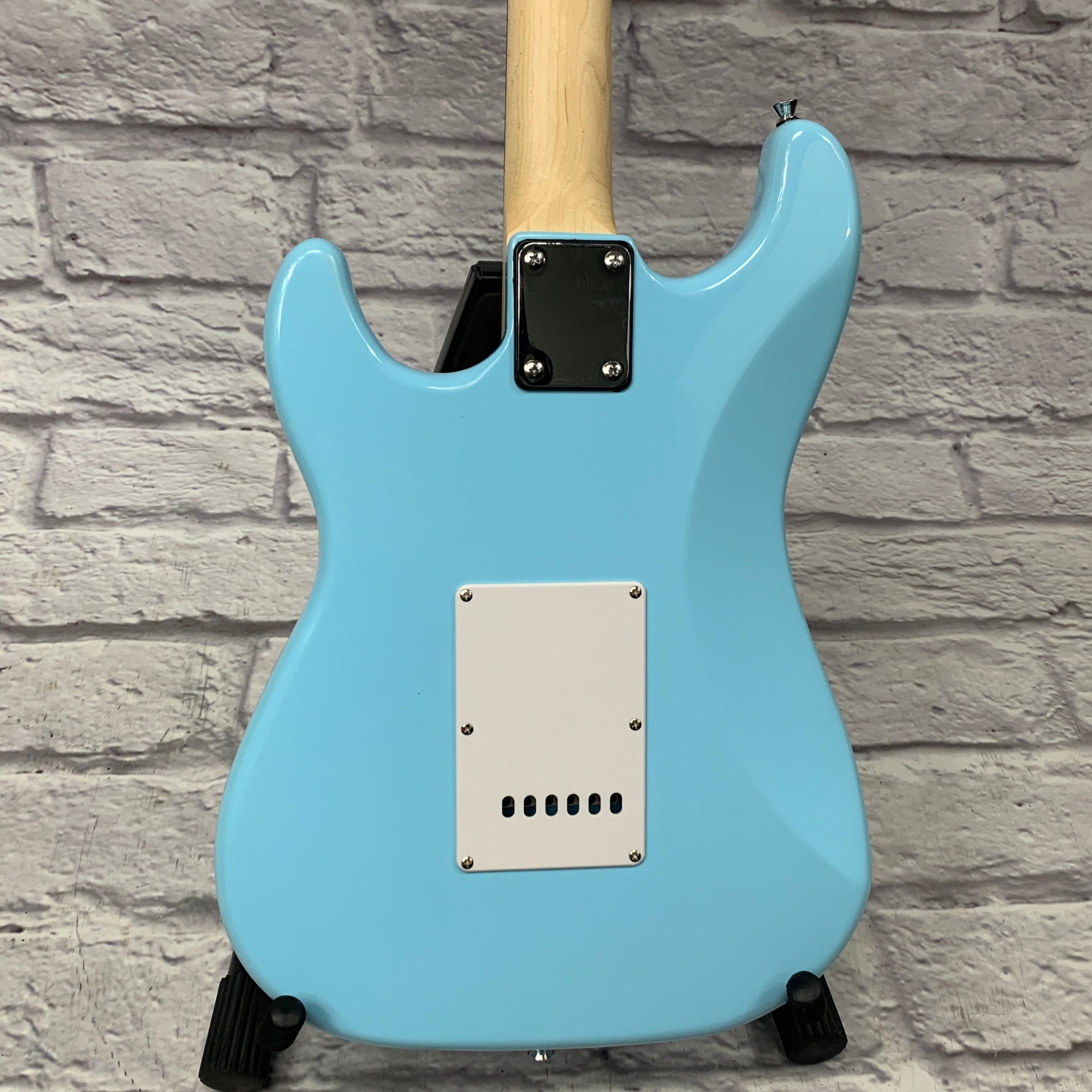 Nashville Guitar Works 130 Strat-Style Electric Guitar Blue